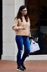 JENNIFER GARNER Out Shopping in Pacific Palisades 01/04/2021
