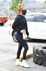 JENNIFER LOPEZ Arrives at a Gym in Miami 01/28/2021