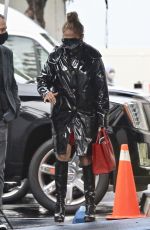 JENNIFER LOPEZ Arrives at a Photoshoot in Paramount 01/29/2021