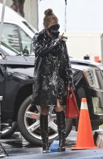 JENNIFER LOPEZ Arrives at a Photoshoot in Paramount 01/29/2021