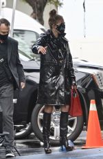 JENNIFER LOPEZ Arrives at a Photoshoot in Paramount 01/29/2021