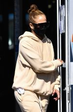 JENNIFER LOPEZ Leaves a Gym in Miami 01/28/2021