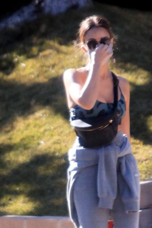 JESSICA ALBA Out Hiking in Los Angeles 01/03/2021
