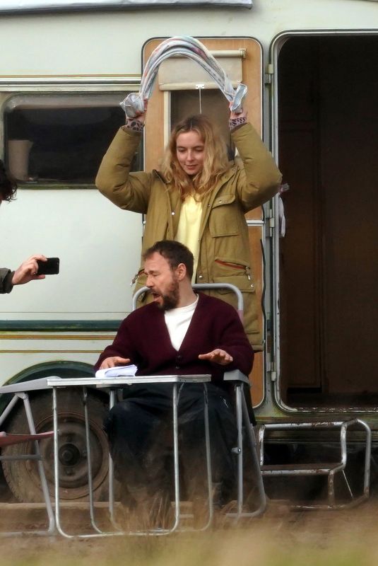 JODIE VOMER and Stephen Graham on the Set of Home, a Covid 19 Drama in Liverpool 01/27/2021