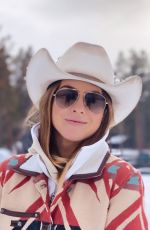 JULIANNE HOUGH - Instagram Photos 01/17/2021