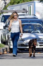 KATE HUDSON Out with Her Dog in Pacific Palisades 01/14/2021