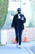 KATHERINE SCHWARZENEGGER Out and About in Brentwood 01/10/2021