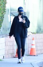 KATHERINE SCHWARZENEGGER Out and About in Brentwood 01/10/2021
