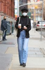 KATIE HOLMES and Emilio Vitolo Jr Out in New York 01/04/2021