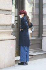 KATIE HOLMES Shopping at Santa Maria Novella in New York 01/25/2021