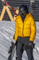 KENDALL JENNER at Buttermilk Ski Area in Aspen 01/02/2021