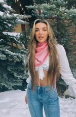 KENDALL VERTES - Instagram Photos 01/03/2021
