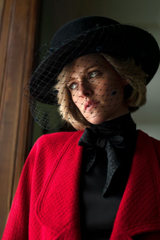 KRISTEN STEWART as Princess Diana