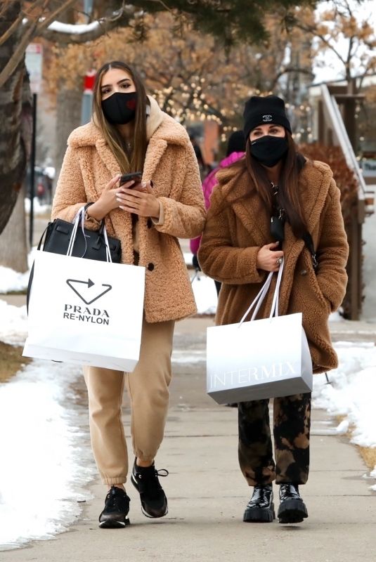 KYLE RICHARDS Out Shopping with a Friend in Aspen 01/03/2021