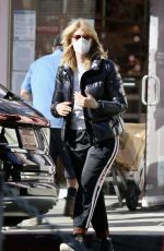 LAURA DERN Leaves Erin McKenna