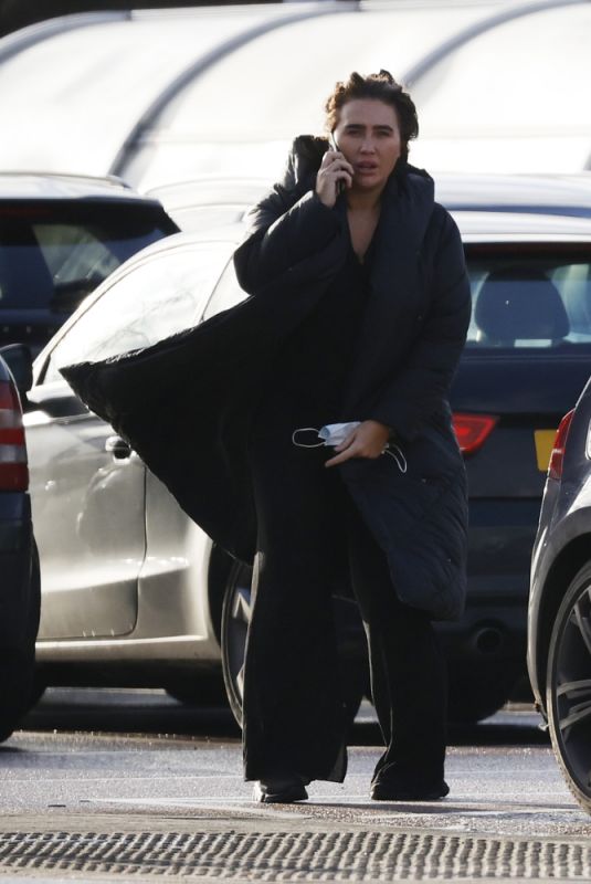 LAUREN GOODGER Out Shopping in Essex 01/06/2021