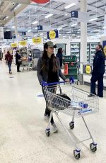 LEILANI DOWDING Shopping at Tesco in Staffordshire 01/15/2021