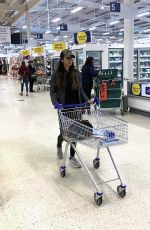 LEILANI DOWDING Shopping at Tesco in Staffordshire 01/15/2021