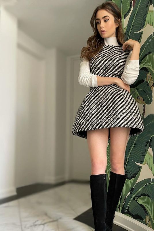 LILY COLLINS - Instagram Photos 01/10/2021
