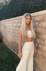 LOREN GRAY - Instagram Photos 01/03/2021