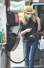 MAG RYAN at a Gas Station in Los Angeles 01/12/2021