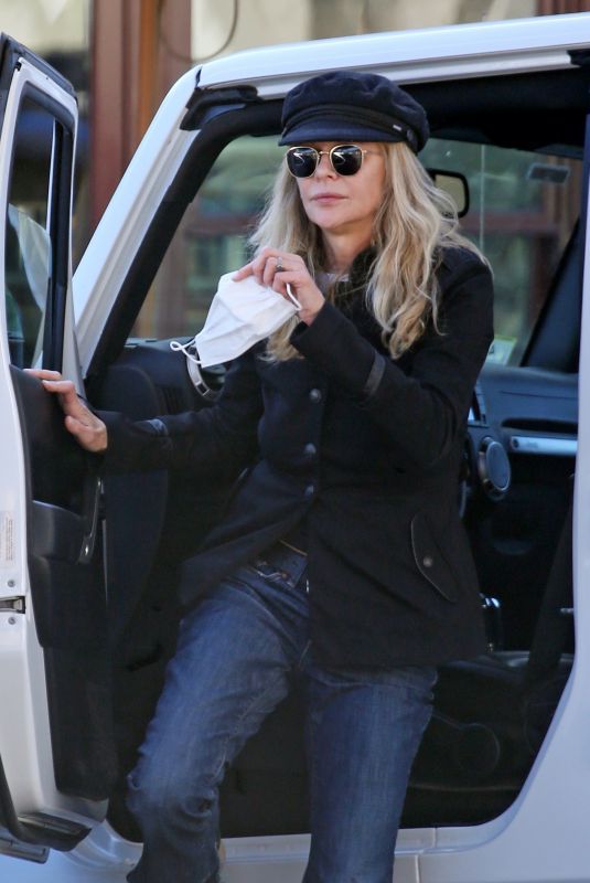 MEG RYAN Out and About in Los Angeles 01/09/2021