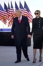 MELANIA and Donald TRUMP Departing from the White House in Washington, DC 01/20/2021