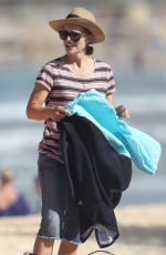NATALIE PORTMAN Out and About in Sydney 01/18/2021