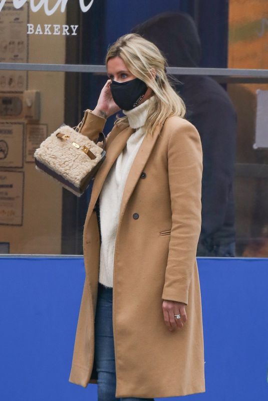 NICKY HILTON Out in New York 01/15/2021