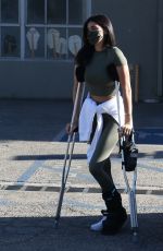 NICOLE WILLIAMS Leaves a Physical Therapy Clinic in West Hollywood 01/21/2021
