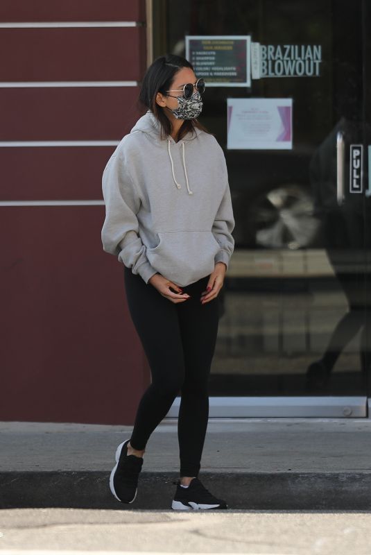 OLIVIA MUNN Heading to a Private Gym in West Hollywood 01/04/2021