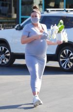 Pregnant BRITTANY CATWRIGHT Out Shopping in Los Angeles 01/21/2021