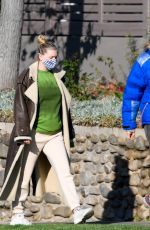 Pregnant ELSA HOSK and Tom Daly Out for Breakfast in Pasadena 01/24/2021