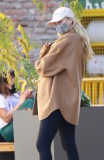 Pregnant ELSA HOSK at Blue Bottle Coffee in Studio City 01/01/2021