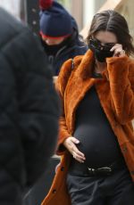 Pregnant EMILY RATAJKOWSKI Out in New York 01/27/2021