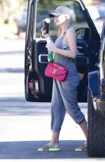 Pregnant LALA KENT at a Pressed Juice in Los Angeles 01/15/2021