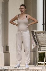 Pregnant LALA KENT on Vacation in Miami 12/30/2020