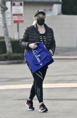 REBEL WILSON Shopping at Gelson