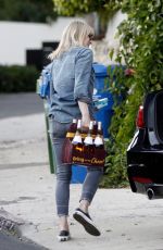 ROBIN WRIGHT Arrives to Her Home in Los Angeles 01/15/2021