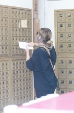 SARAH MICHELLE GELLAR at a USPS Store in Santa Monica 01/25/2021