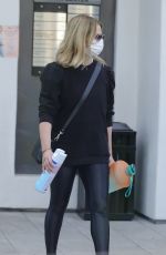 SARAH MICHELLE GELLAR Out for Coffee after Workout in Brentwood 01/19/2021