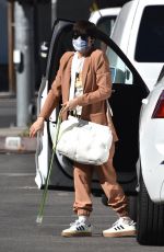 SELMA BLAIR Leaves Coffee Bean & Tea in Studio City 01/26/2021