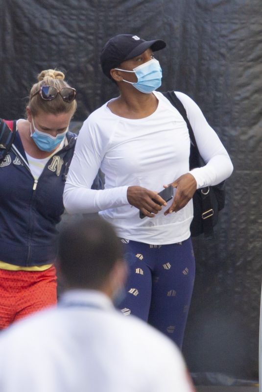 SERENA and VENUS WILLIAMS Arrives at Training in Adelaide 01/18/2021