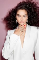 SHANINA SHAIK in Harper