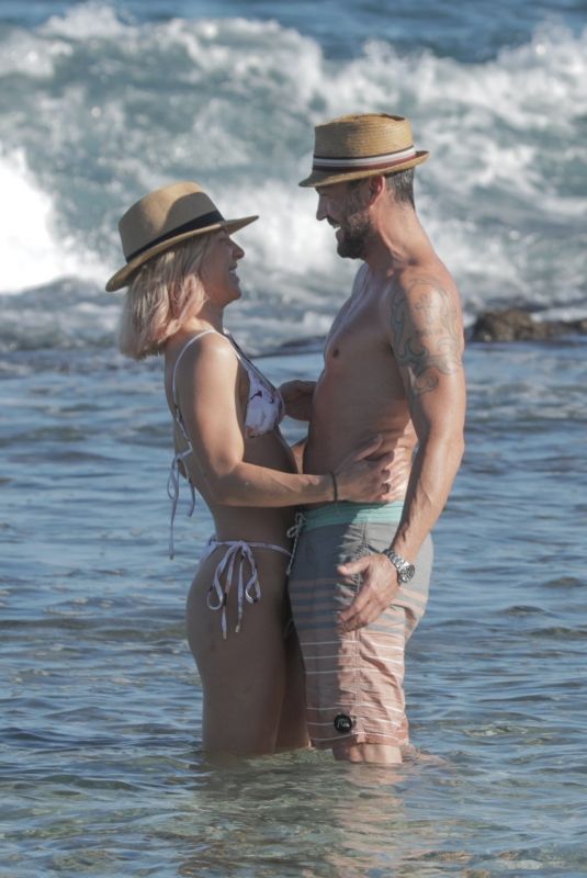 SHARNA BURGESS and Brian Austin Green at a Beach in Hawaii 01/02/2021