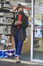 TESSA THOMPSON Out Shopping at Bondi in Sydney 01/27/2021