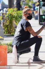 TINA LOUISE Helps Paints Her Second Vegan Restaurant in Sherman Oaks 01/30/2021