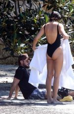 VANESSA VALLADARES and Zac Efron at Vaucluse Beach in Sydney 01/11/2021