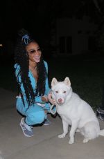 WINNIE HARLOW Out with Her Dog in Malibu 01/19/2021