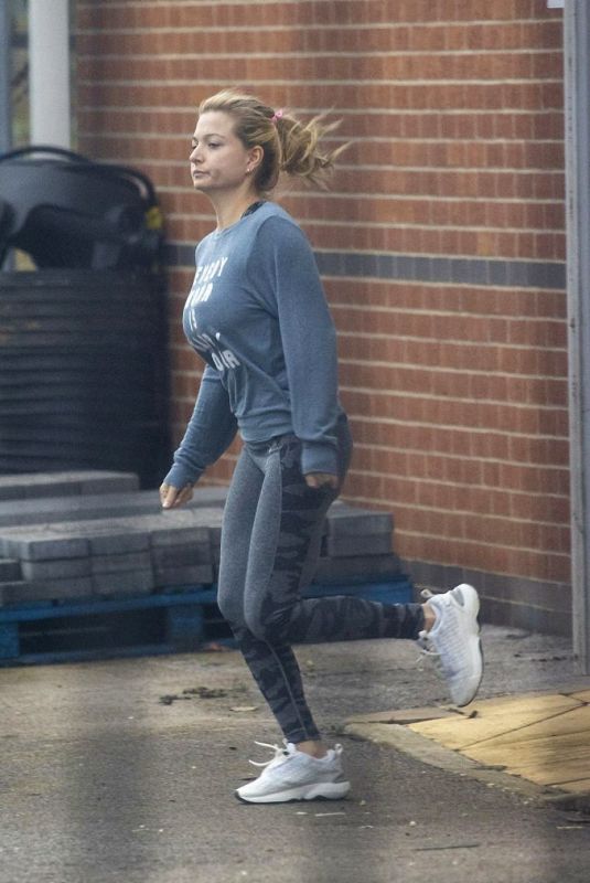 ZARA HOLLAND Out and About in Hull 01/19/2021
